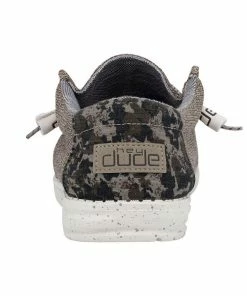 Men's Hey Dude Wally Stretch Blend Sand Dune Camo Shoe 7 Men's Hey Dude Wally Stretch Blend Sand Dune Camo Shoe