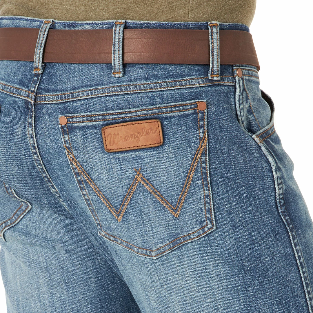 Jeans Men's Wrangler Slim Fit Retro Boot Cut Jean 3 Jeans Men's Wrangler Slim Fit Retro Boot Cut Jean