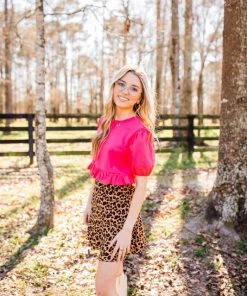 Strut & Bolt Women's Ruffle Short Sleeve Top