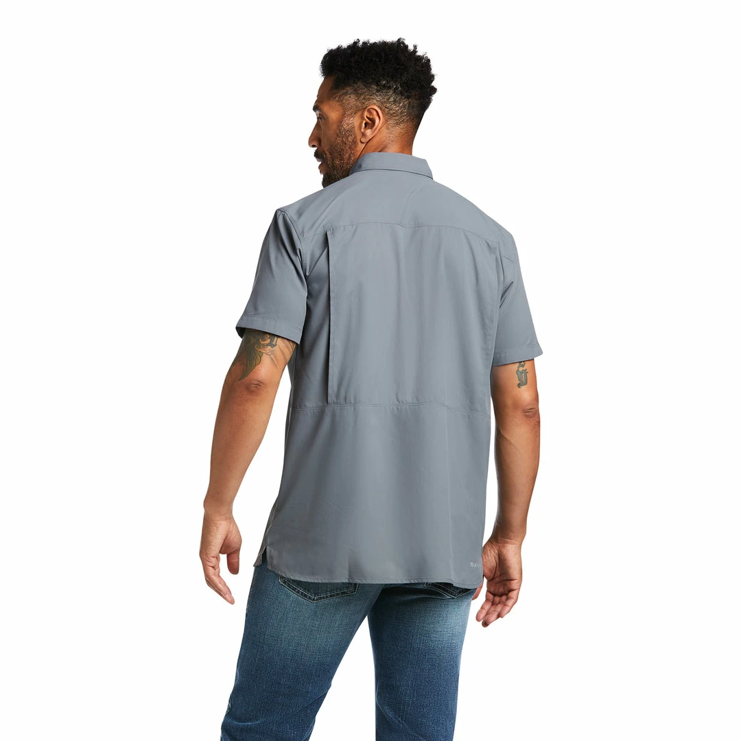 Men's Ariat VentTek Outbound Fitted Carbon Zero Short Sleeve Shirt 2 Men's Ariat VentTek Outbound Fitted Carbon Zero Short Sleeve Shirt