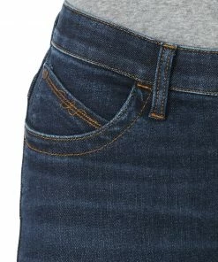 Jeans Women's Wrangler Maggie Mid Rise Riding Boot Cut